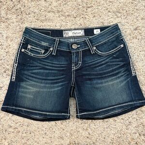 BKE Madison Women's Jean Shorts - Deep Indigo Waist 25 EUC